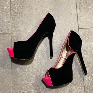 Qupid Brand Elegant Black and Pink Peep Toe Heels
